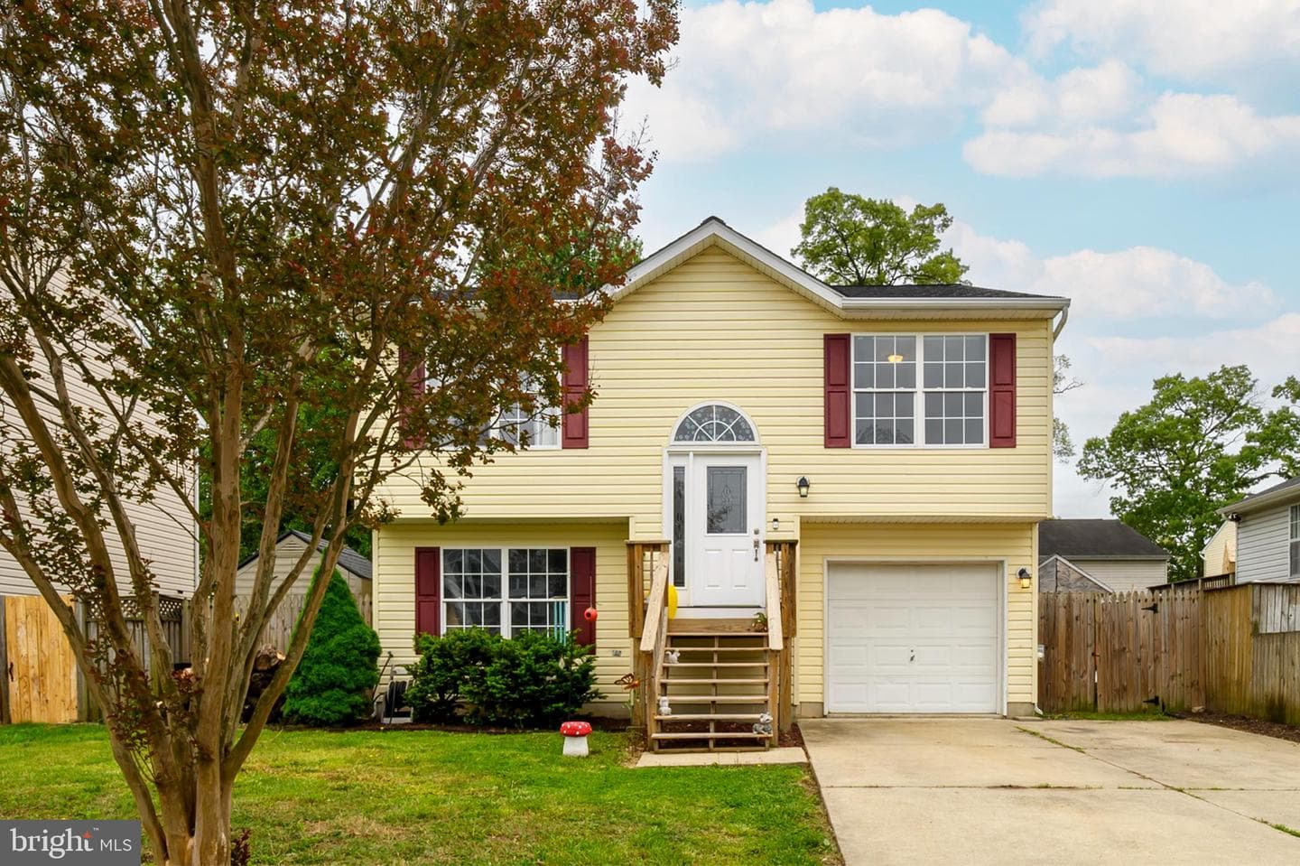 757 209th Street photo 1