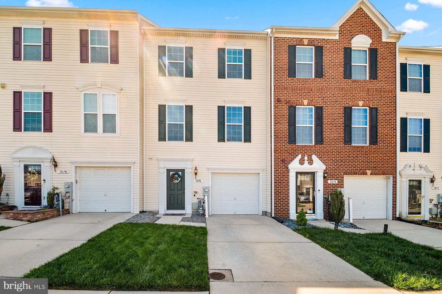 7676 Timbercross Lane photo 1