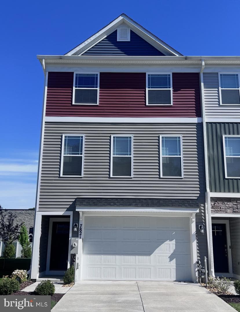 7821 Wolf Run Lane