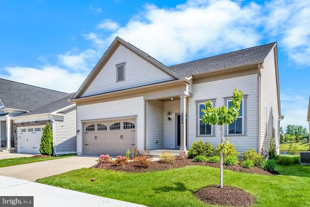 2806 Water Strider Way