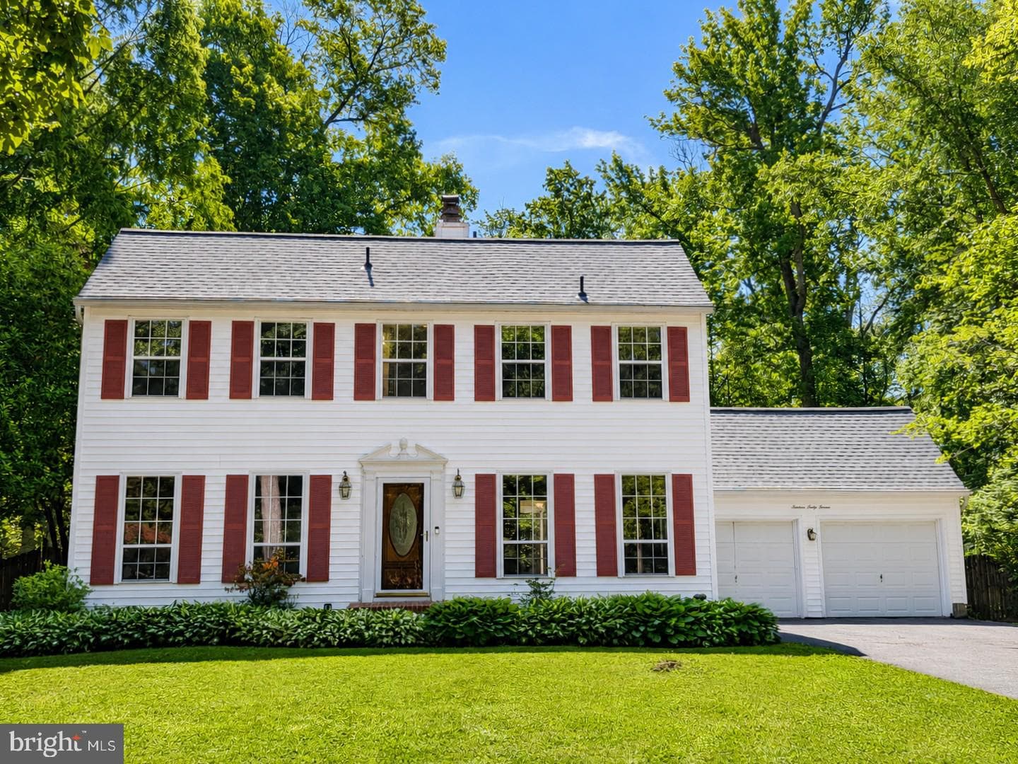 1647 Homewood Road photo 1