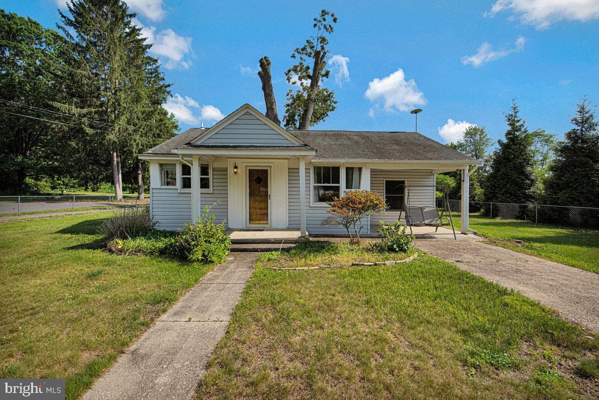 1631 Defense Highway