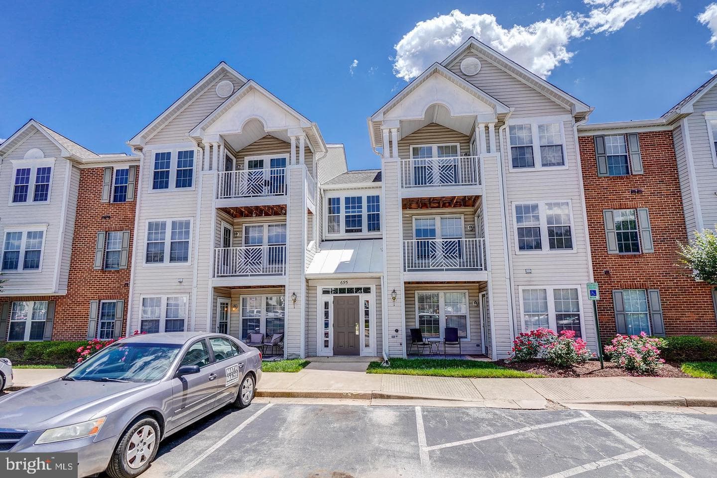 695 Winding Stream Way #202