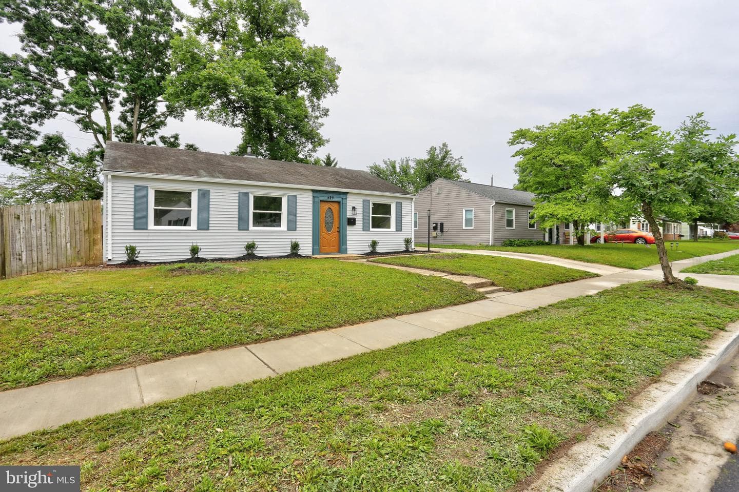 819 Dale Road