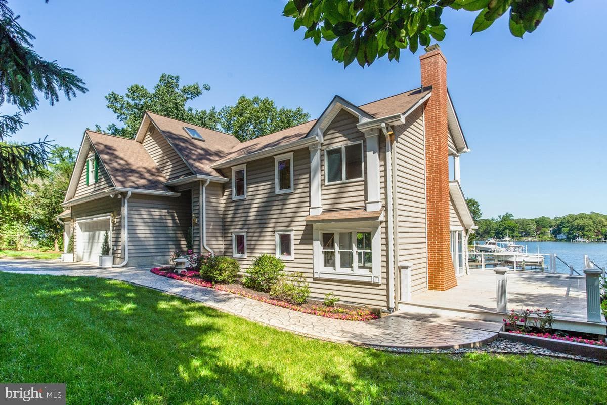 421 Edgewater Road