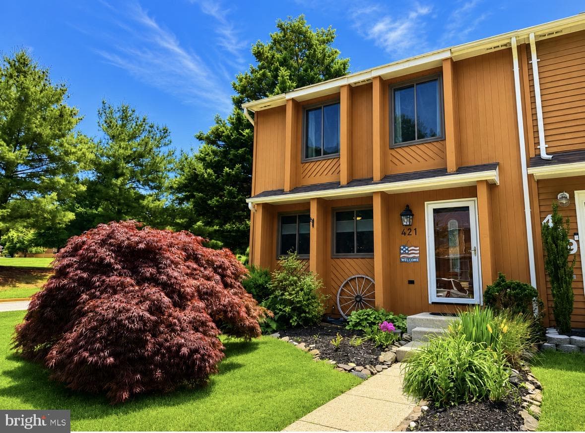 421 Peach Court