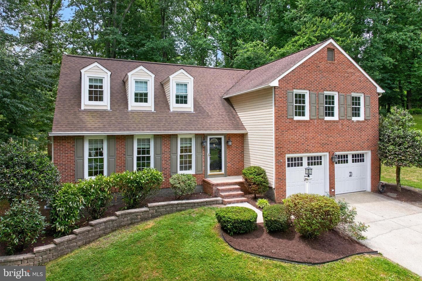 1208 Finneans Run