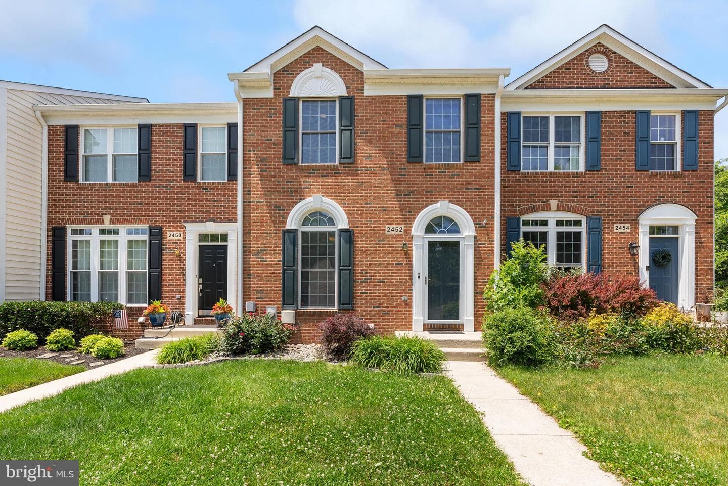 2452 Jostaberry Way