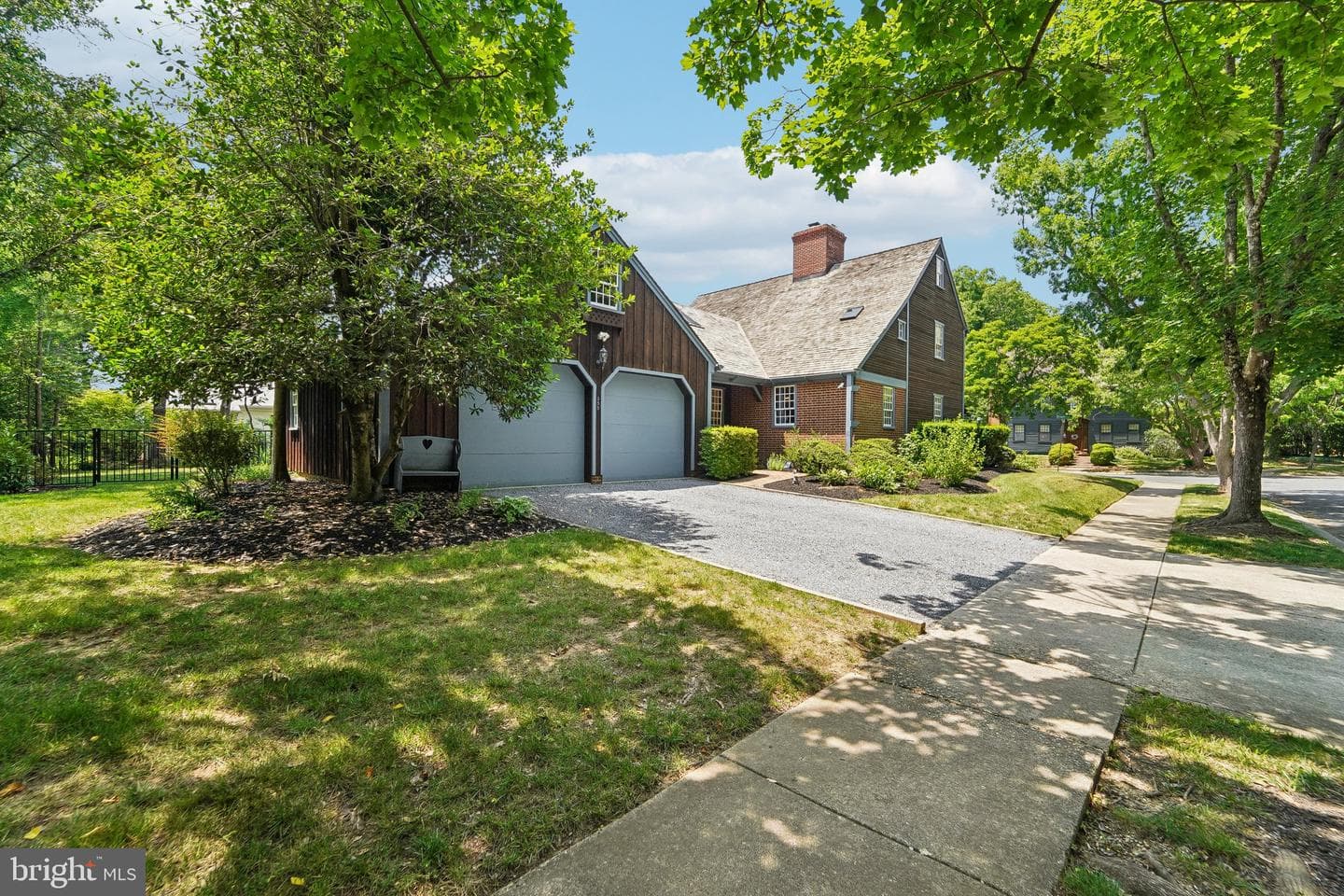 355 Broadview Lane