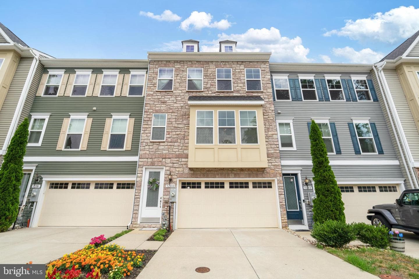 1240 Hickory Hill Circle