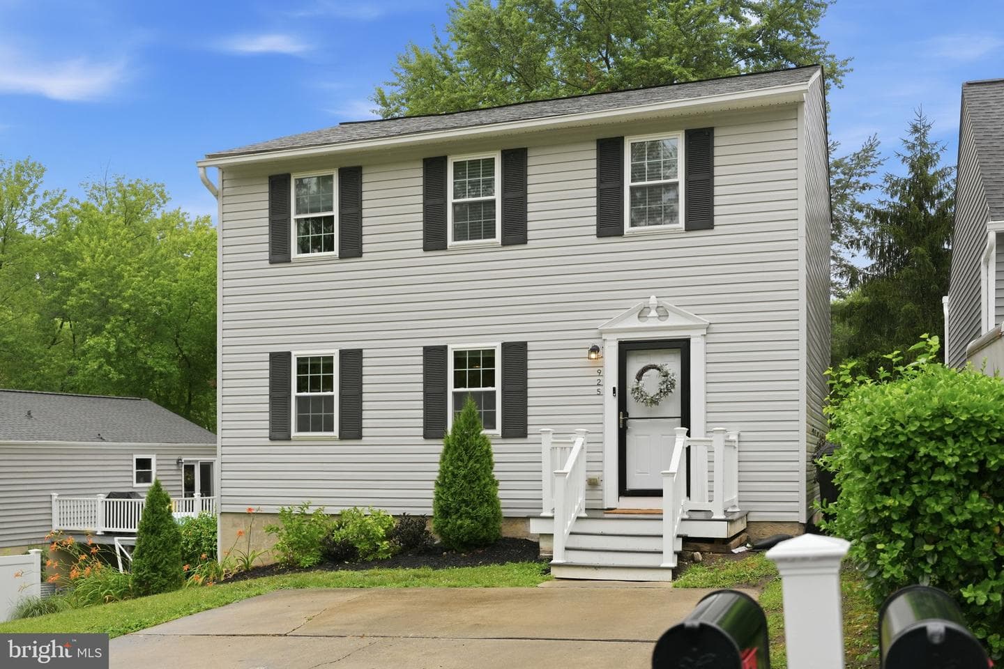 925 Ryecroft Court