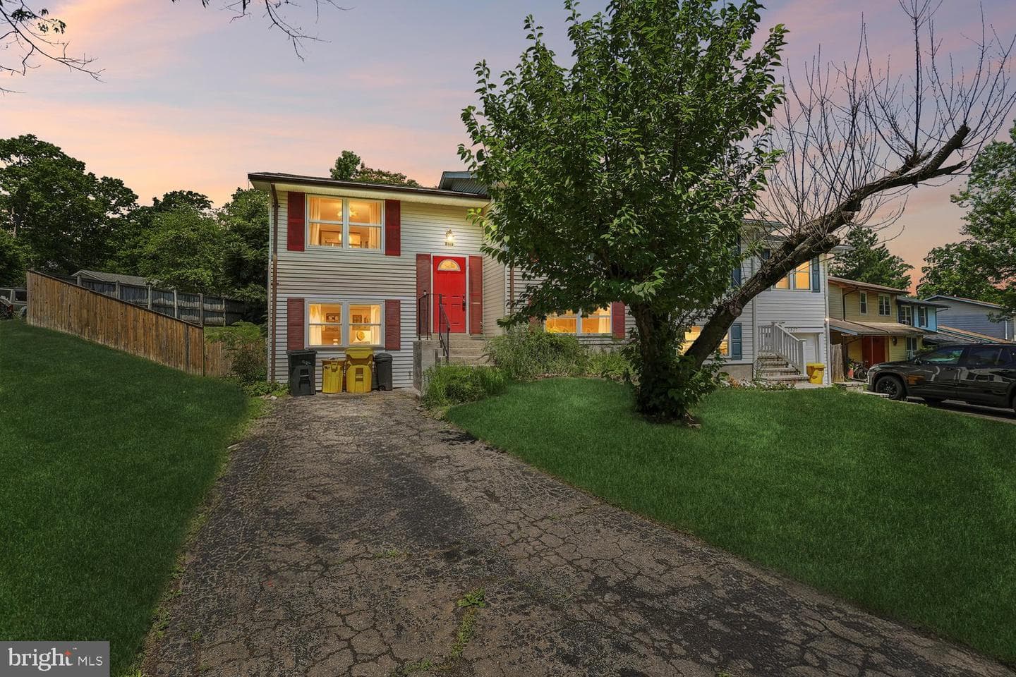 2613 Vivaldi Lane