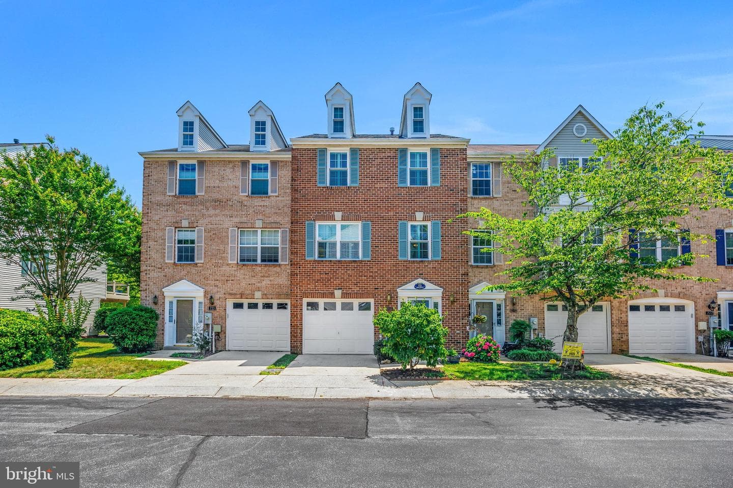 721 Mashie Court