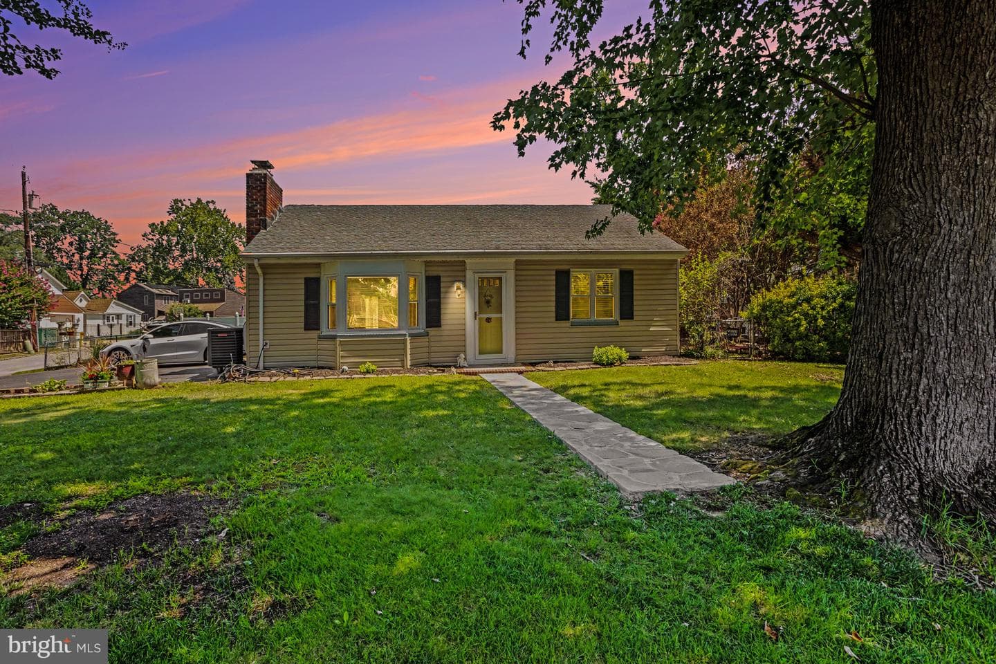 7685 Midway Avenue, Pasadena