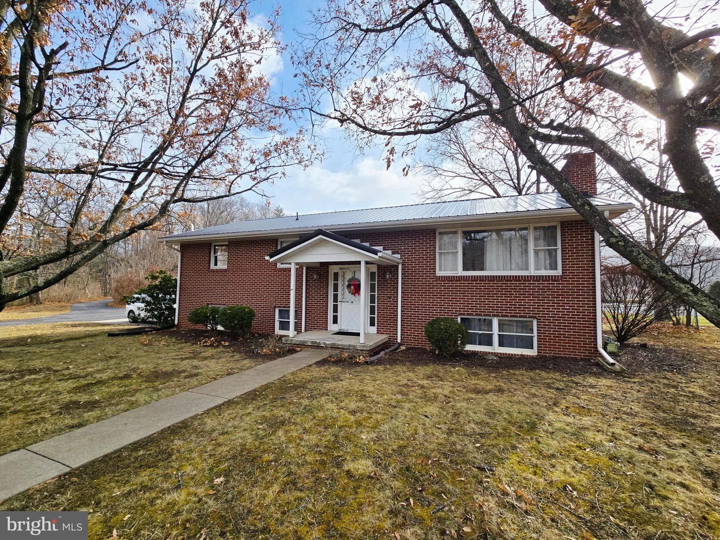 1064 Pine Street photo 1