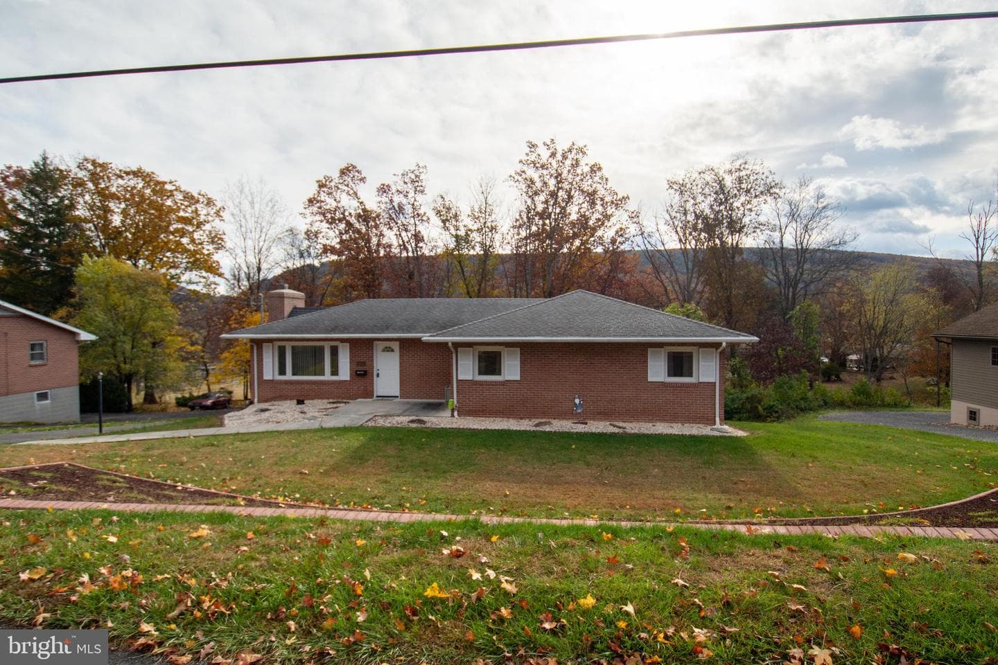 1034 Weires Avenue photo 1