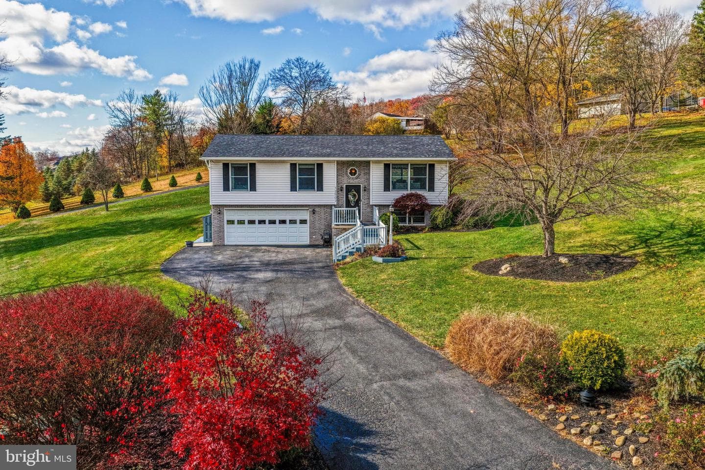 12507 Thornfield Circle NE photo 1