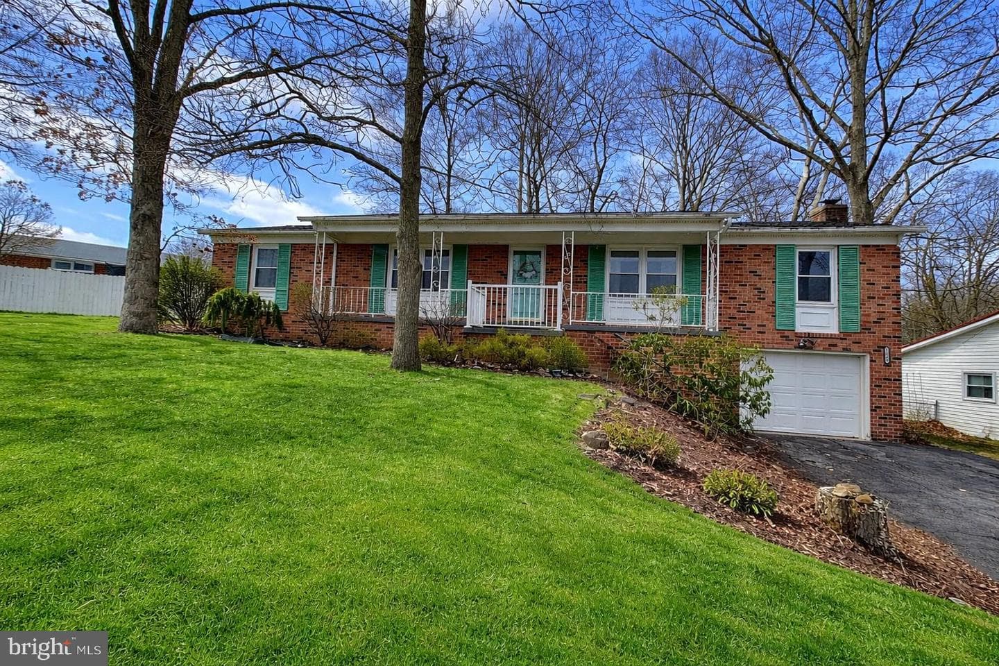 15509 Westwood Road SW photo 1