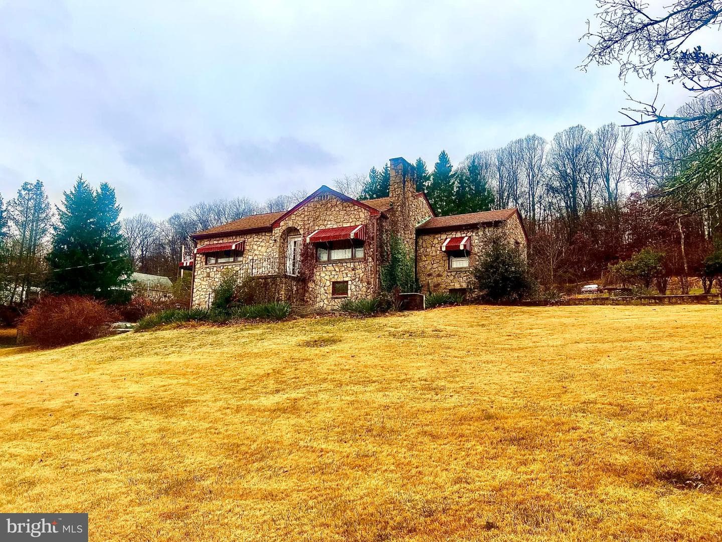 12507 Lisa Drive NE photo 1