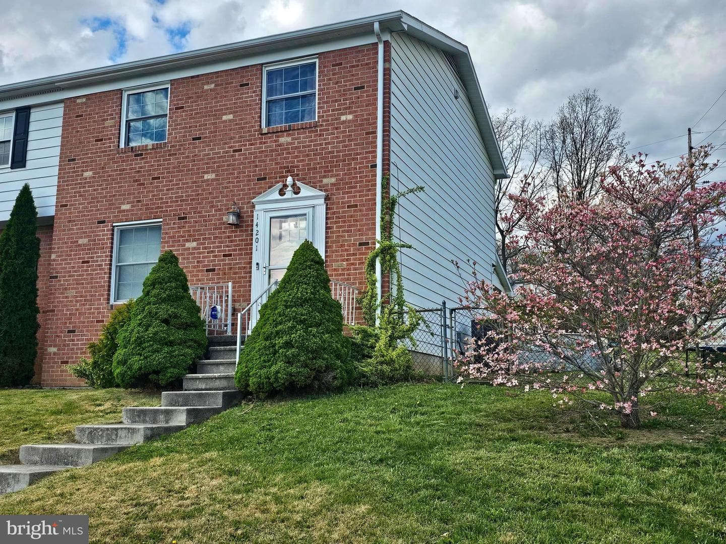 14201 Louise Drive SW photo 1