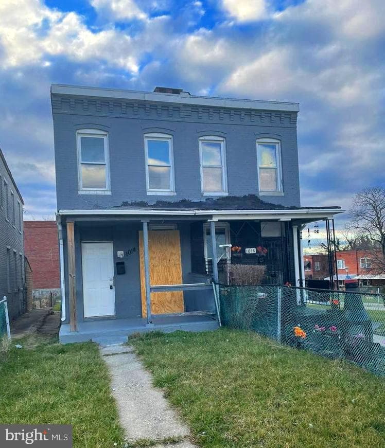 1014 N Warwick Avenue photo 1