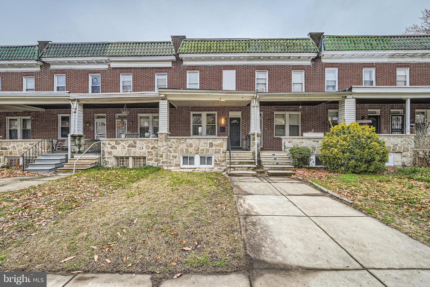 2040 Braddish Avenue photo 1