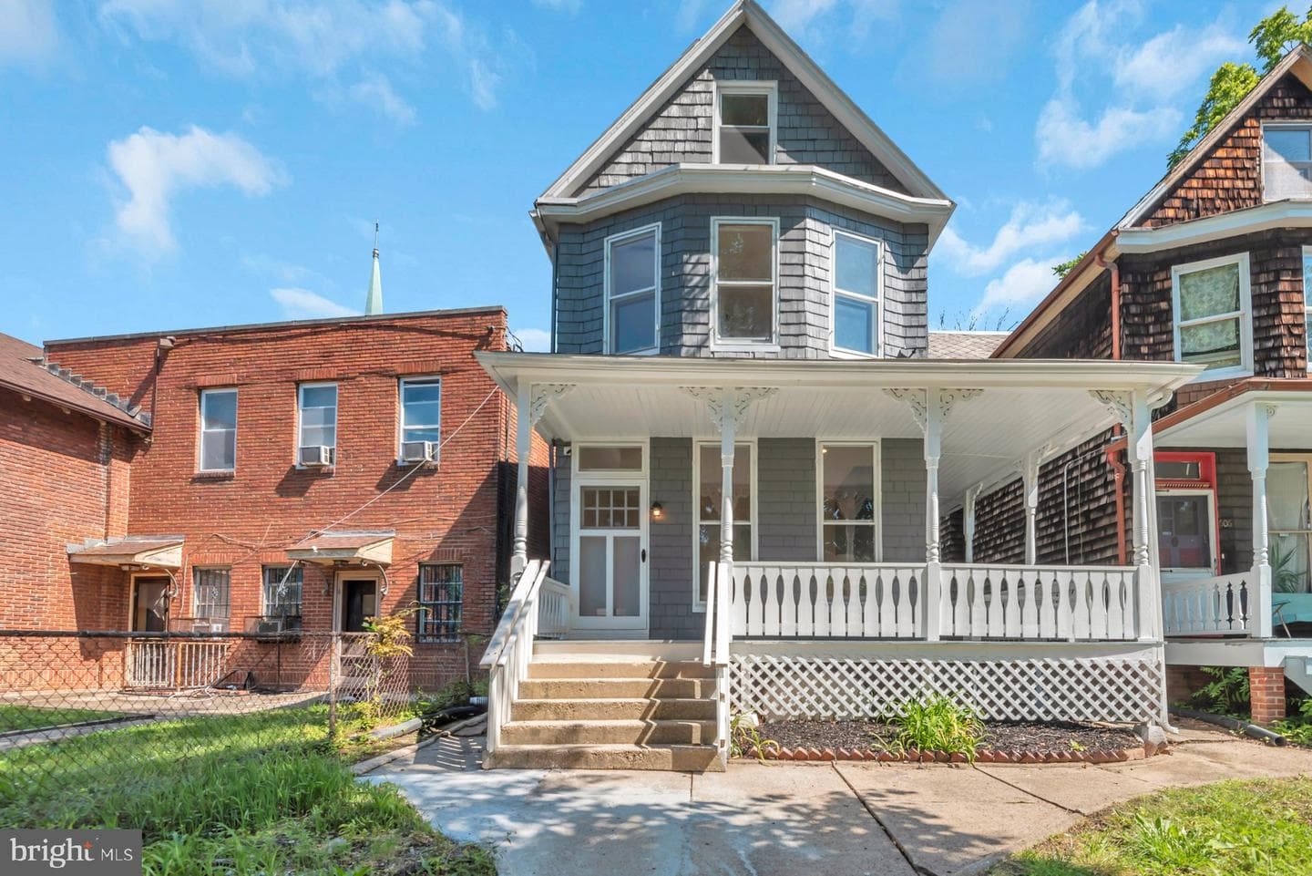 604 E 34th Street photo 1