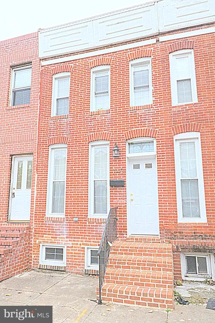1145 Nanticoke Street photo 1