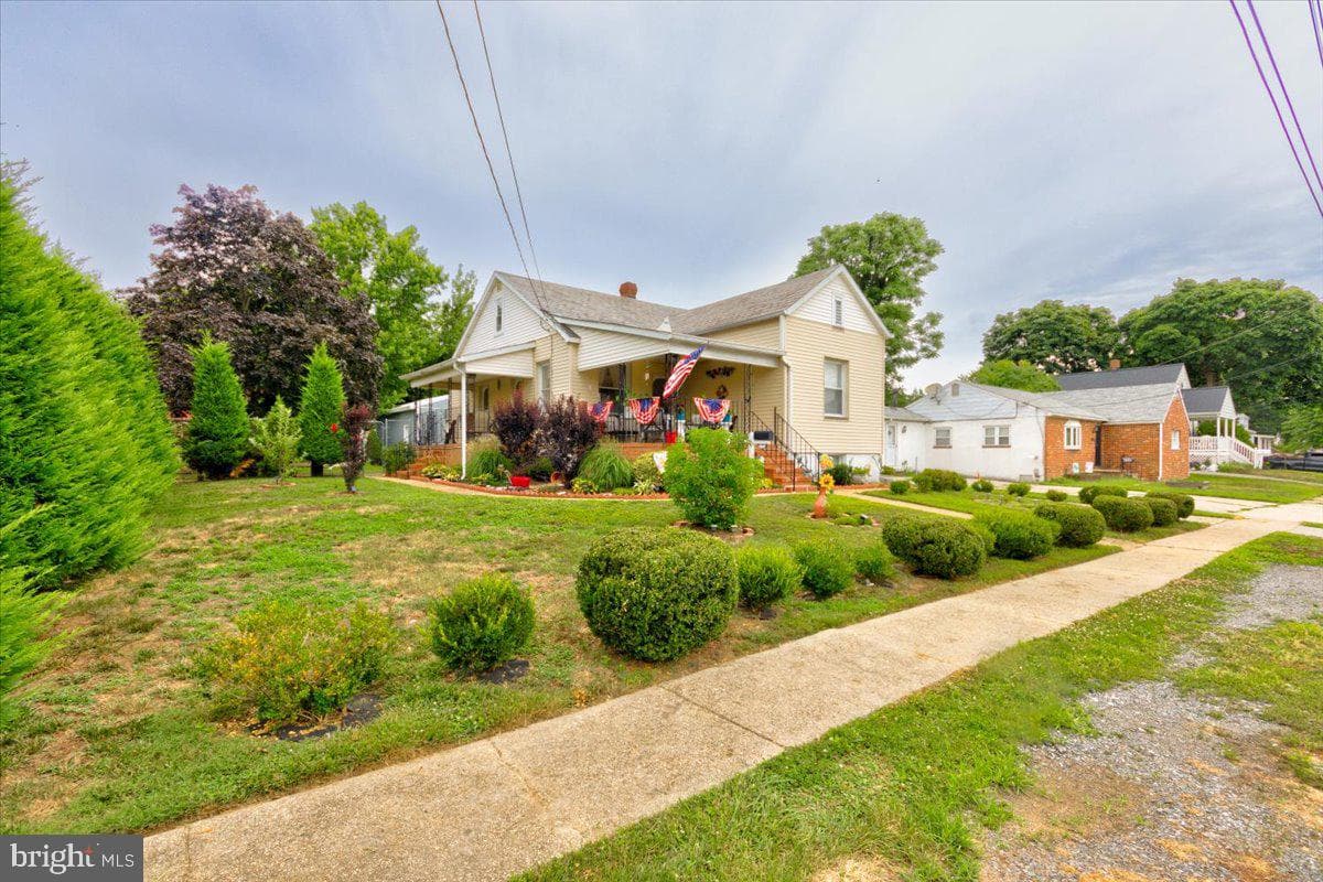 4114 Hillcrest Avenue photo 1