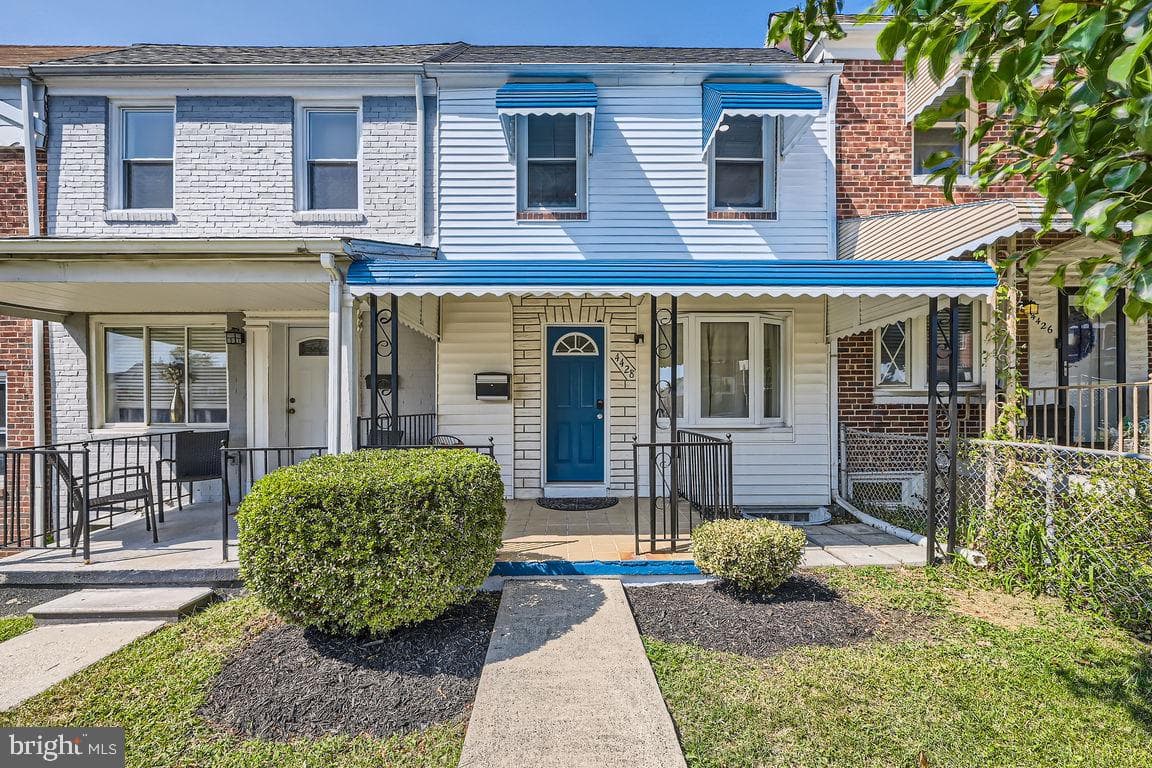 4428 Manorview Road photo 1