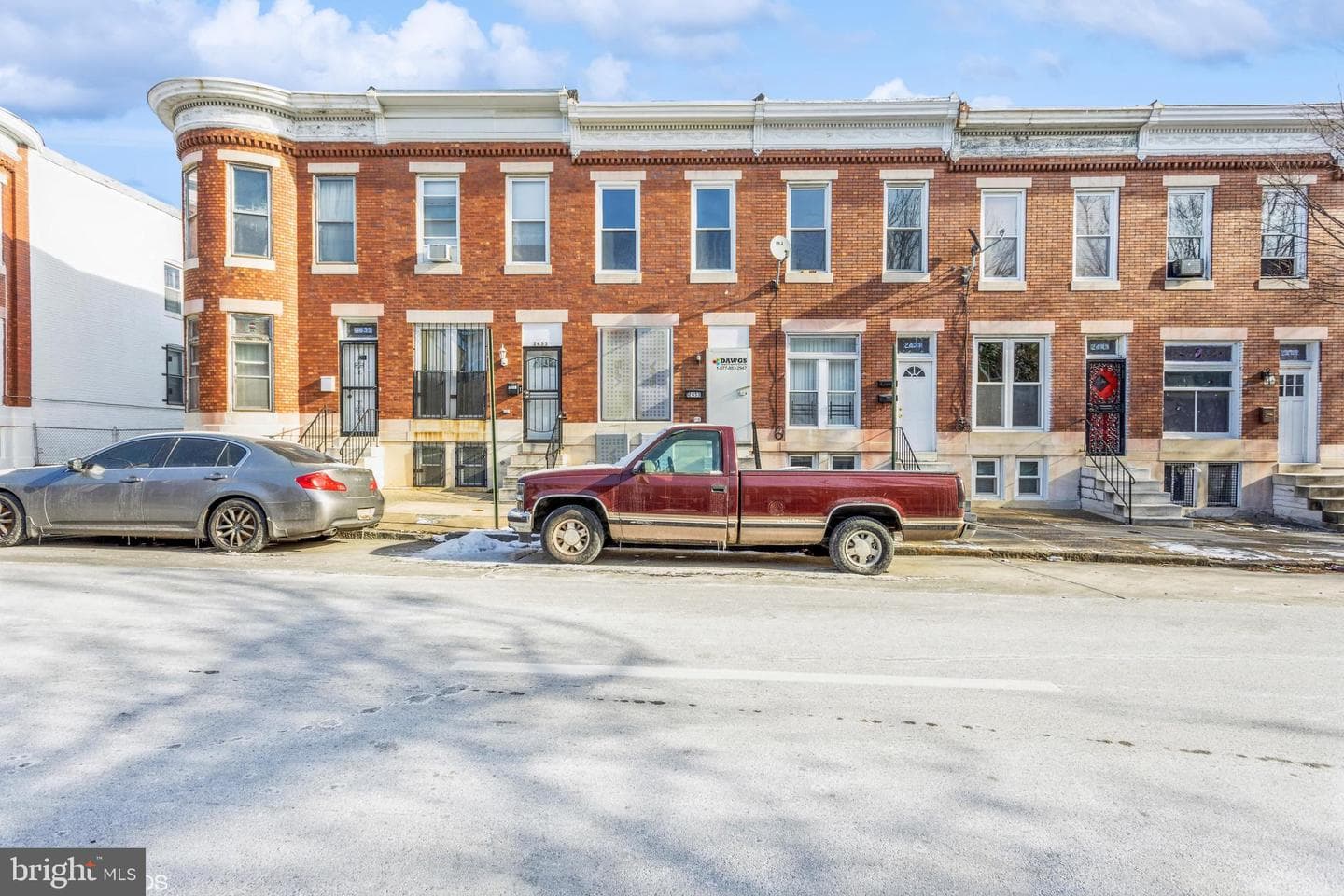 2453 McCulloh Street photo 1