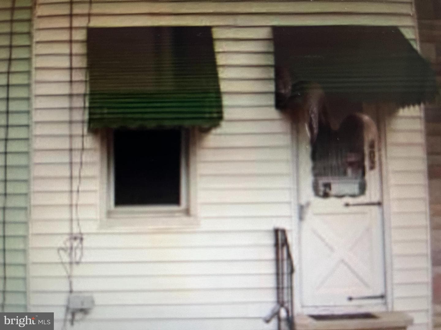 402 Cambria Street photo 1