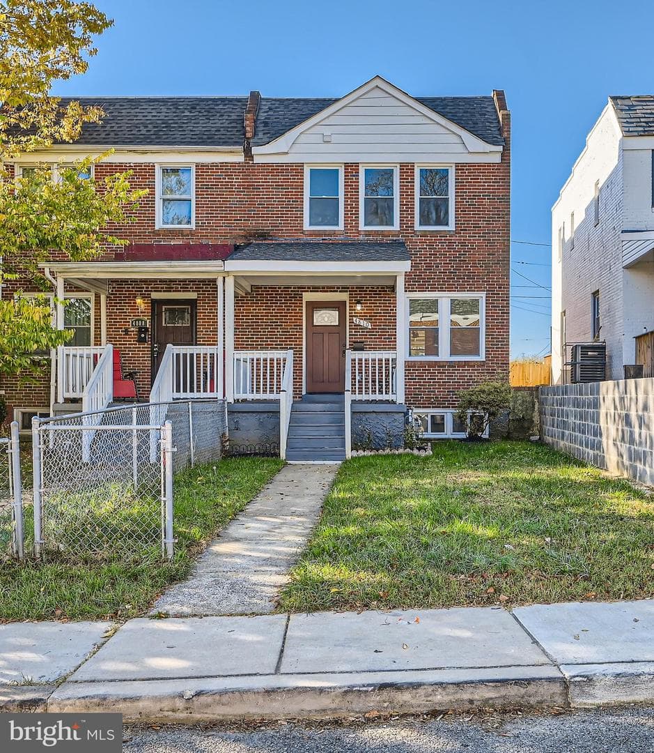 4810 Beaufort Avenue photo 1