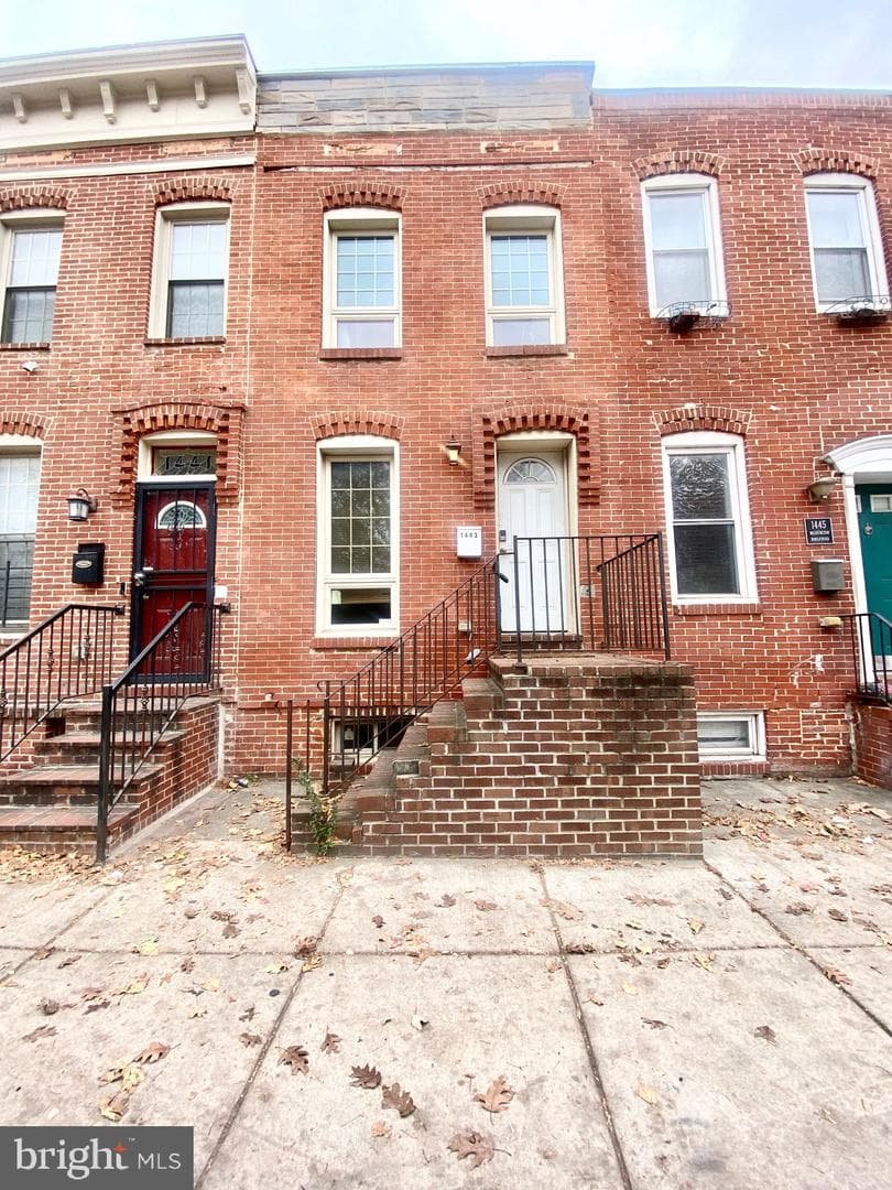 1443 Washington Boulevard photo 1