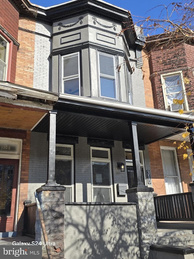 310 E 25th Street photo 1