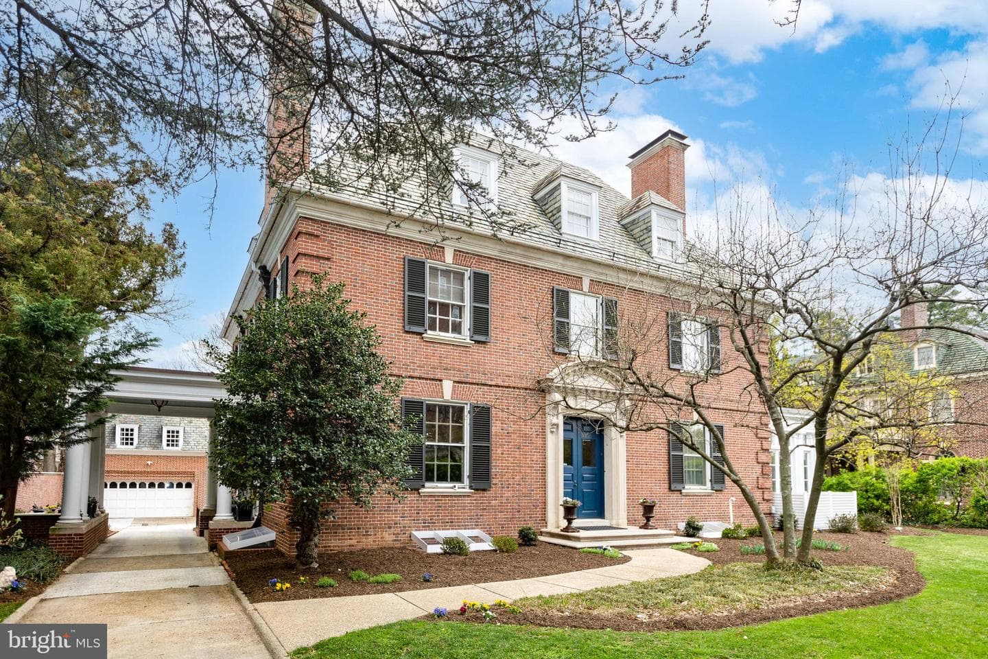 3703 N Charles Street photo 1