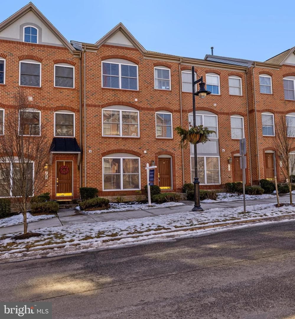 2089 Clipper Park Road photo 1