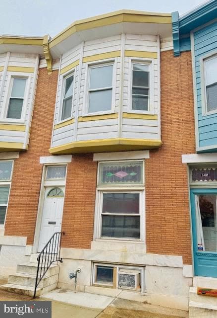 144 S Ellwood photo 1