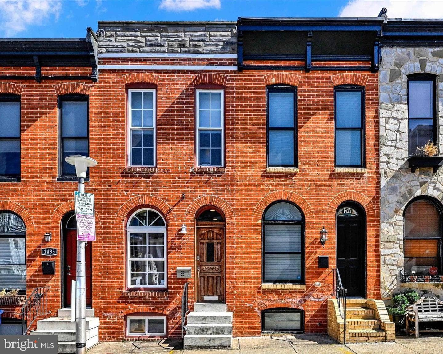1437 Henry Street photo 1