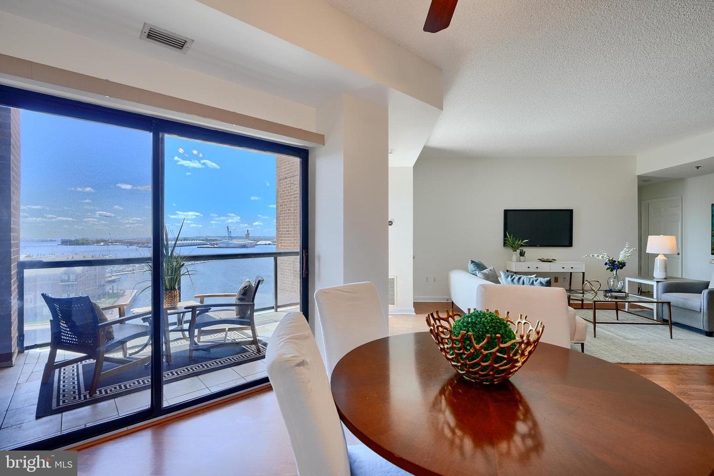 2515 Boston Street #801 photo 1