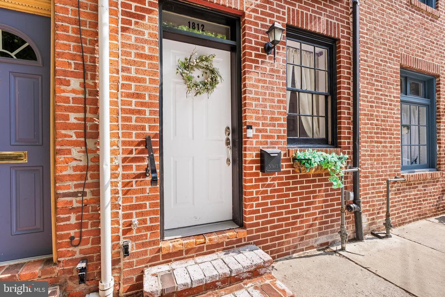 1812 Lancaster Street photo 1