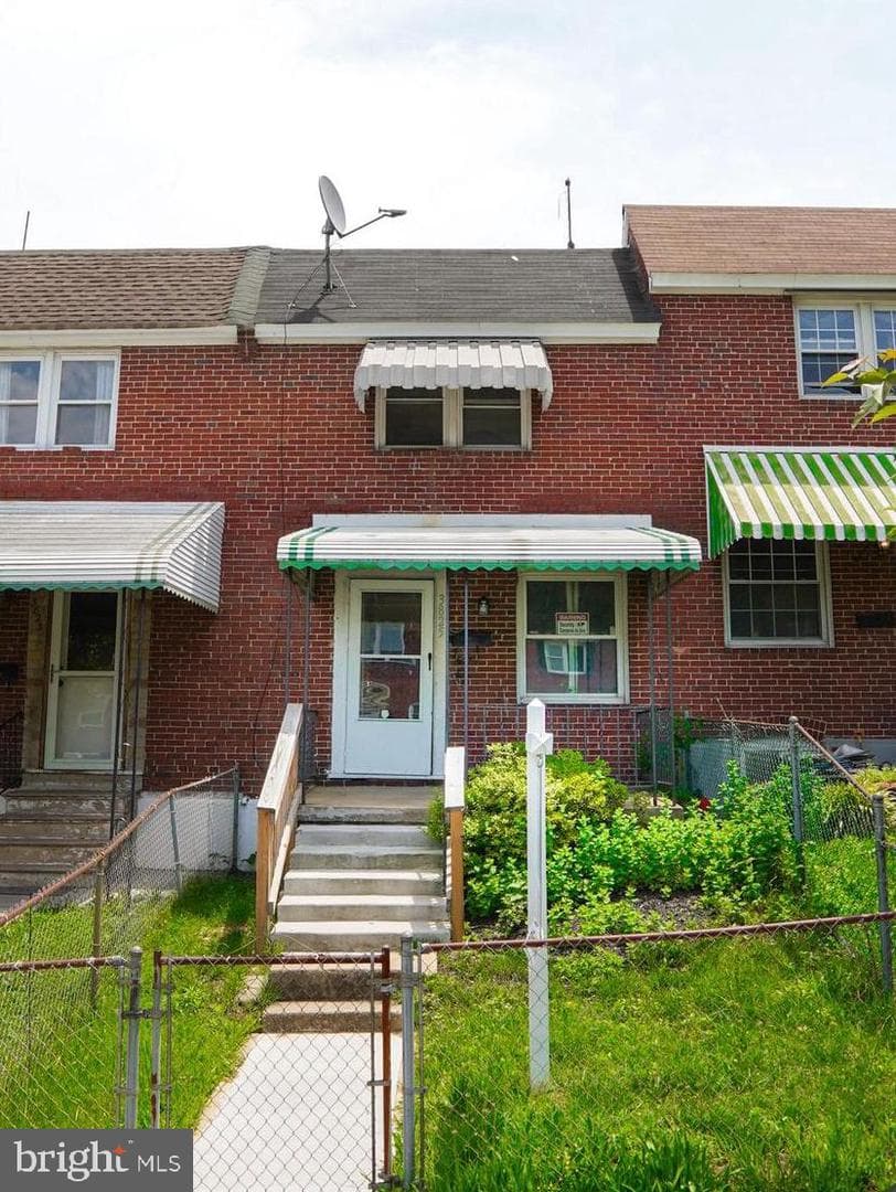 3825 10th Street photo 1