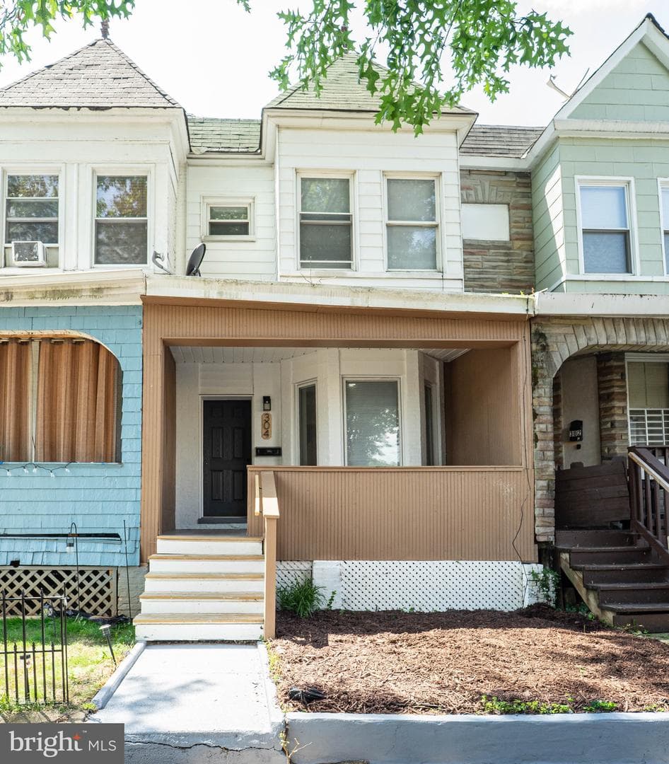 304 S Augusta Avenue photo 1