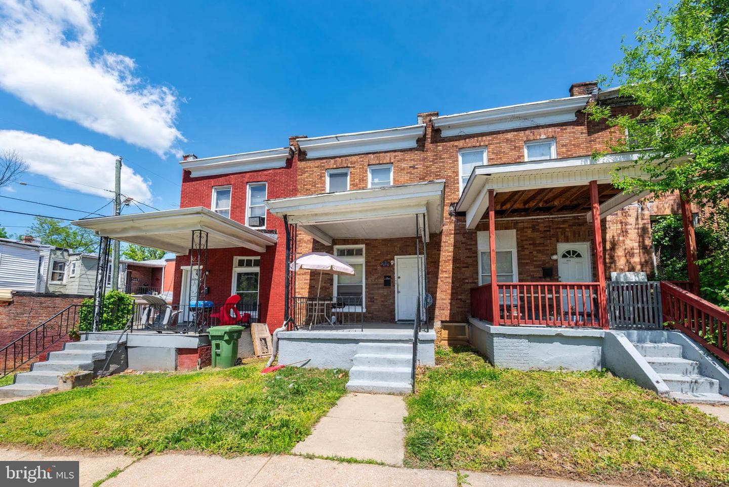 3026 Rayner Avenue photo 1