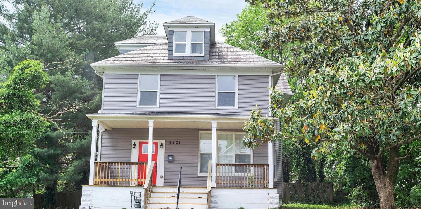 4221 White Avenue photo 1