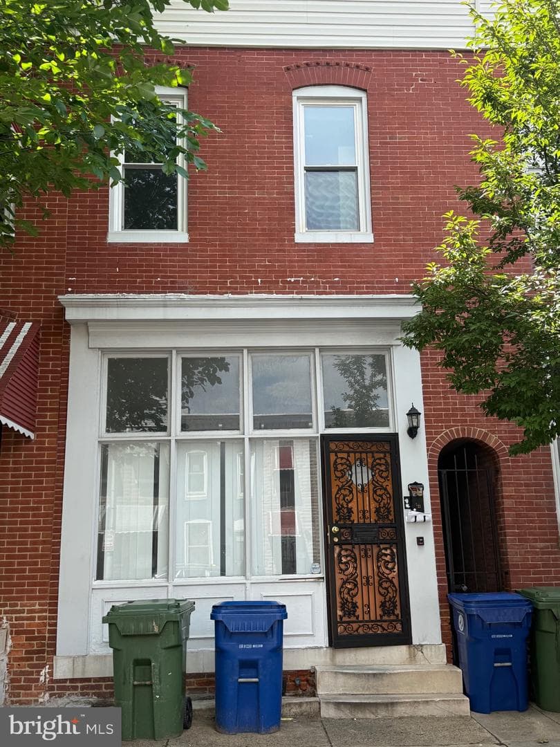 514 N Patterson Park Avenue photo 1