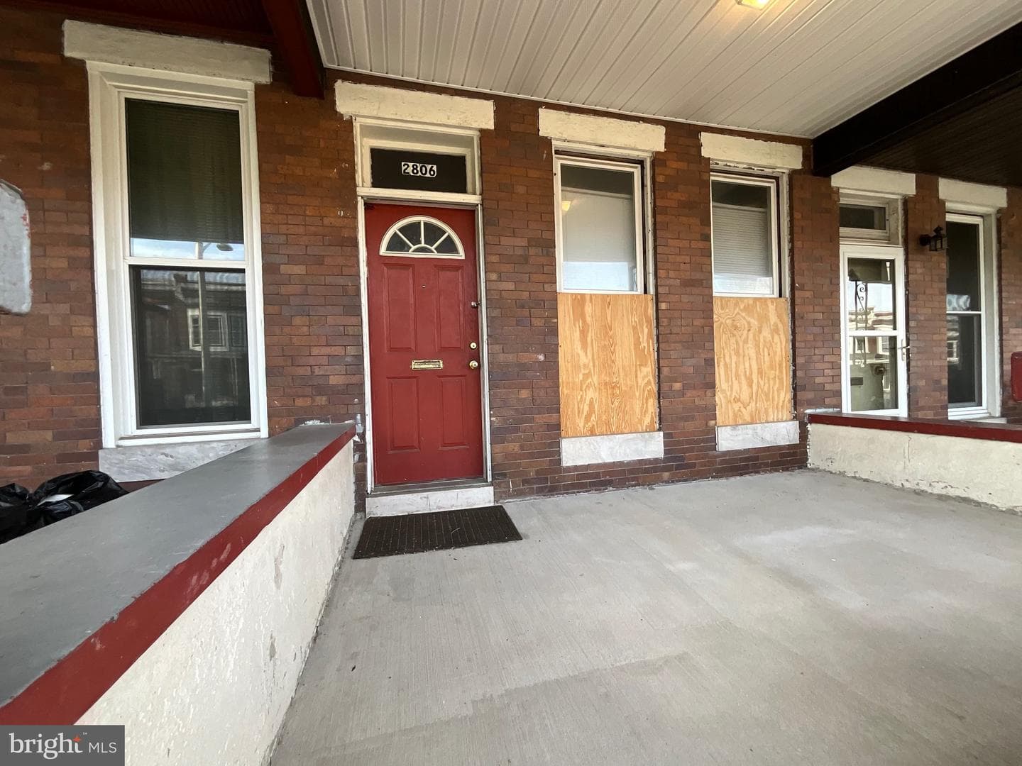 2806 Riggs Avenue photo 1