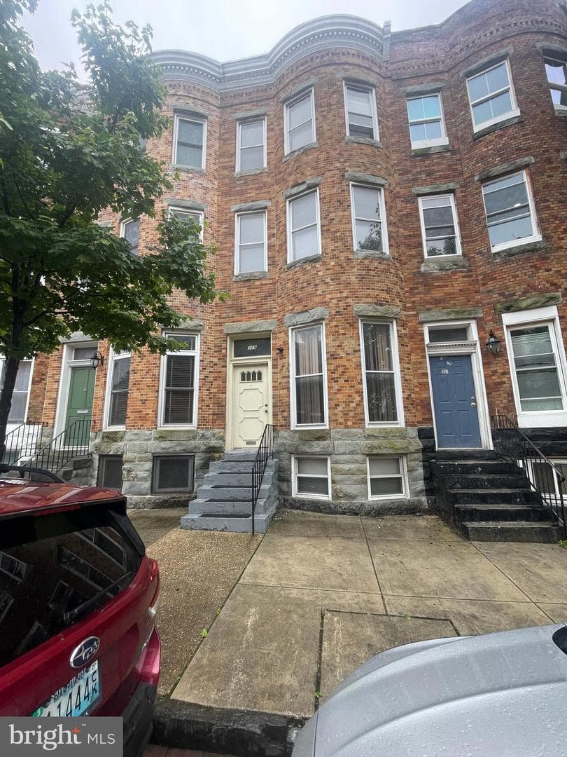 309 E 22nd Street photo 1