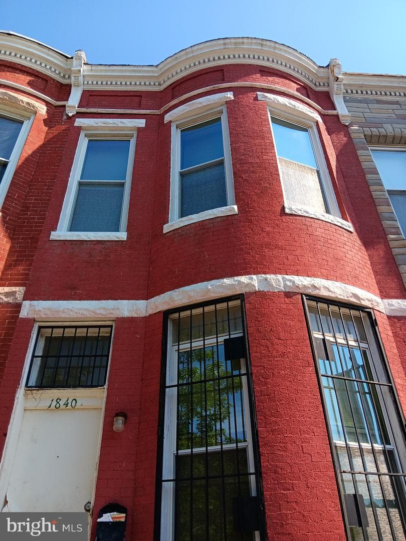 1840 W Fayette Street photo 1