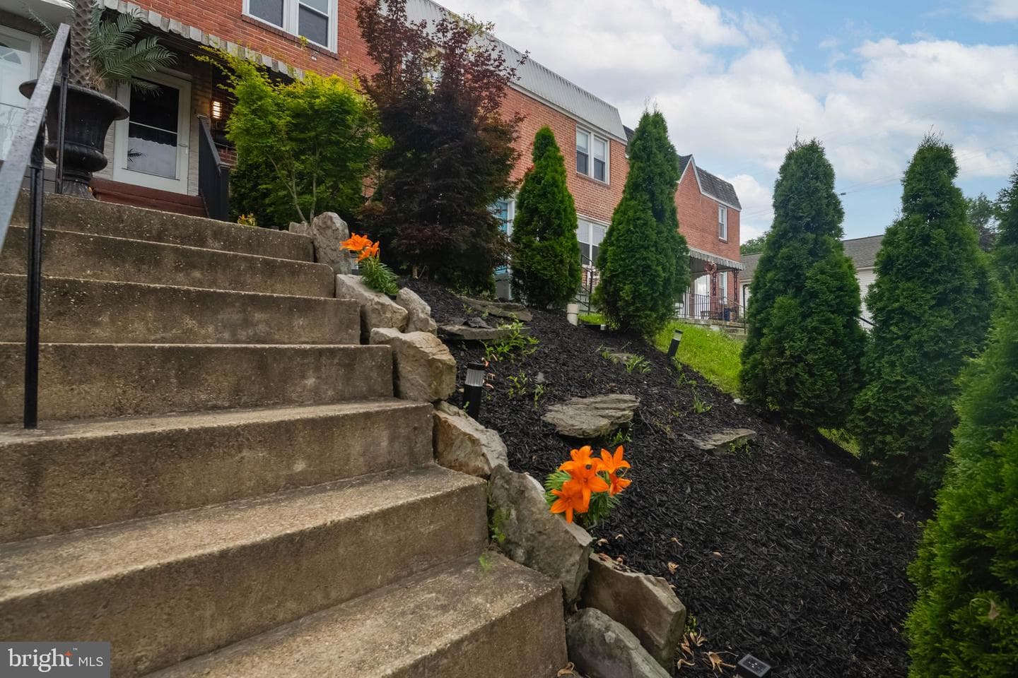 1028 Parksley Avenue photo 1